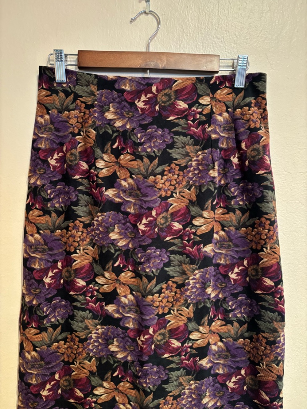 Vintage Briggs NY Fall Floral Boho Pencil Skirt, Deep Colors of Plum, Pine, Gold - Picture 2 of 6